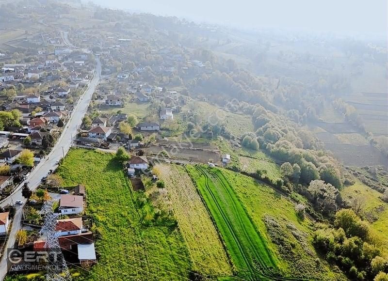 Kayrancık Köy Merkezinde Mükemmel Manzaralı Satılık Tarla