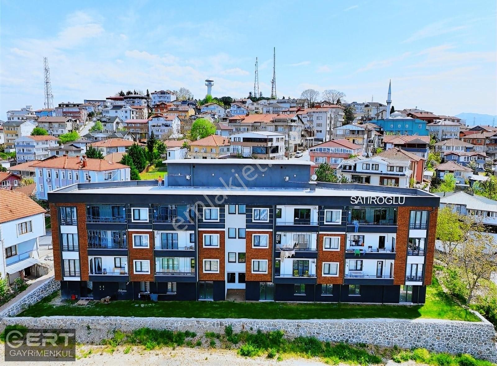 Panaromik Sehir Manzarasına Sahip Mükemmel Konumda Satılık Daire