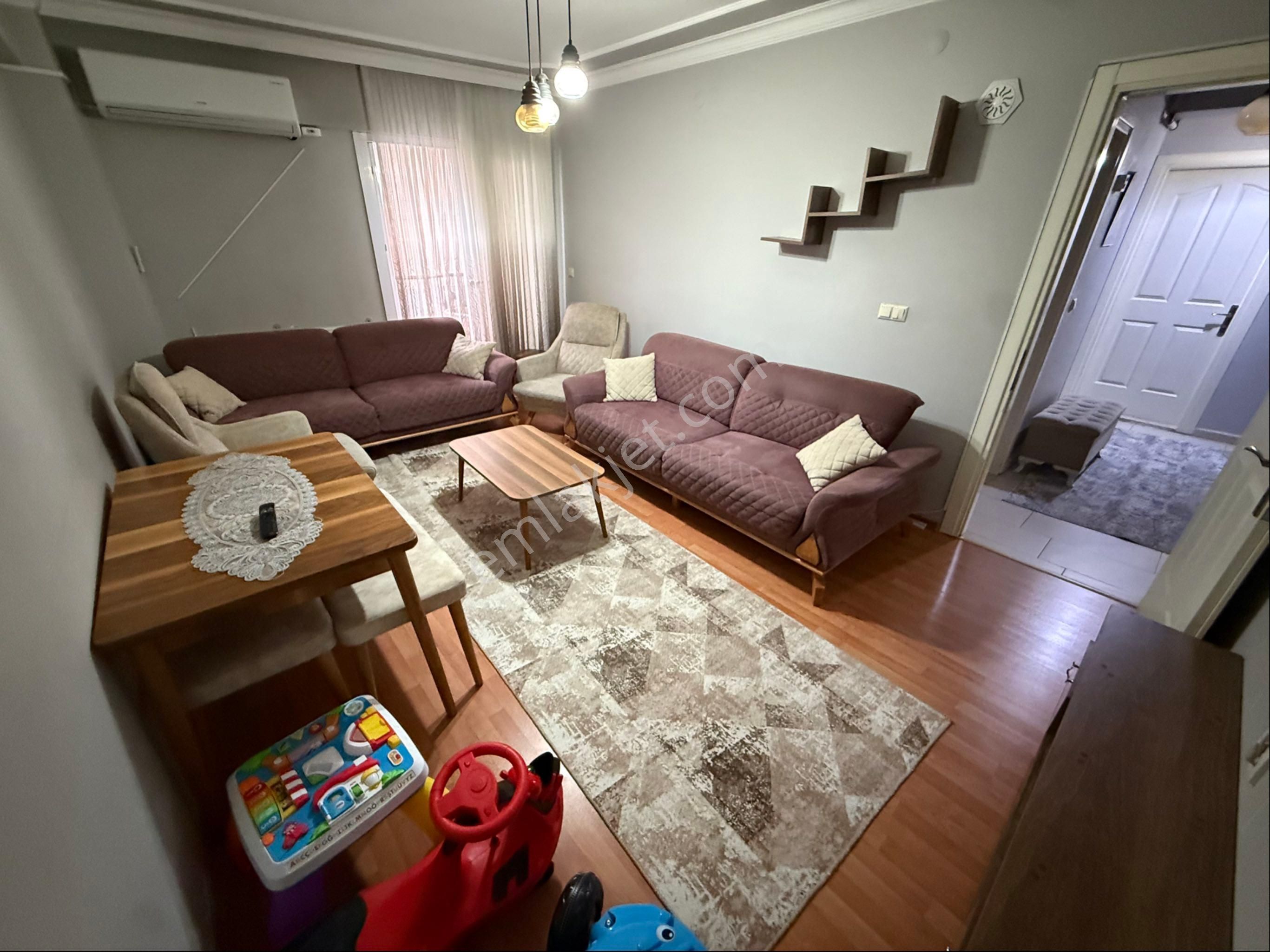 Şemikler’in Girişinde 3+1 Arakat Kiralık Daire