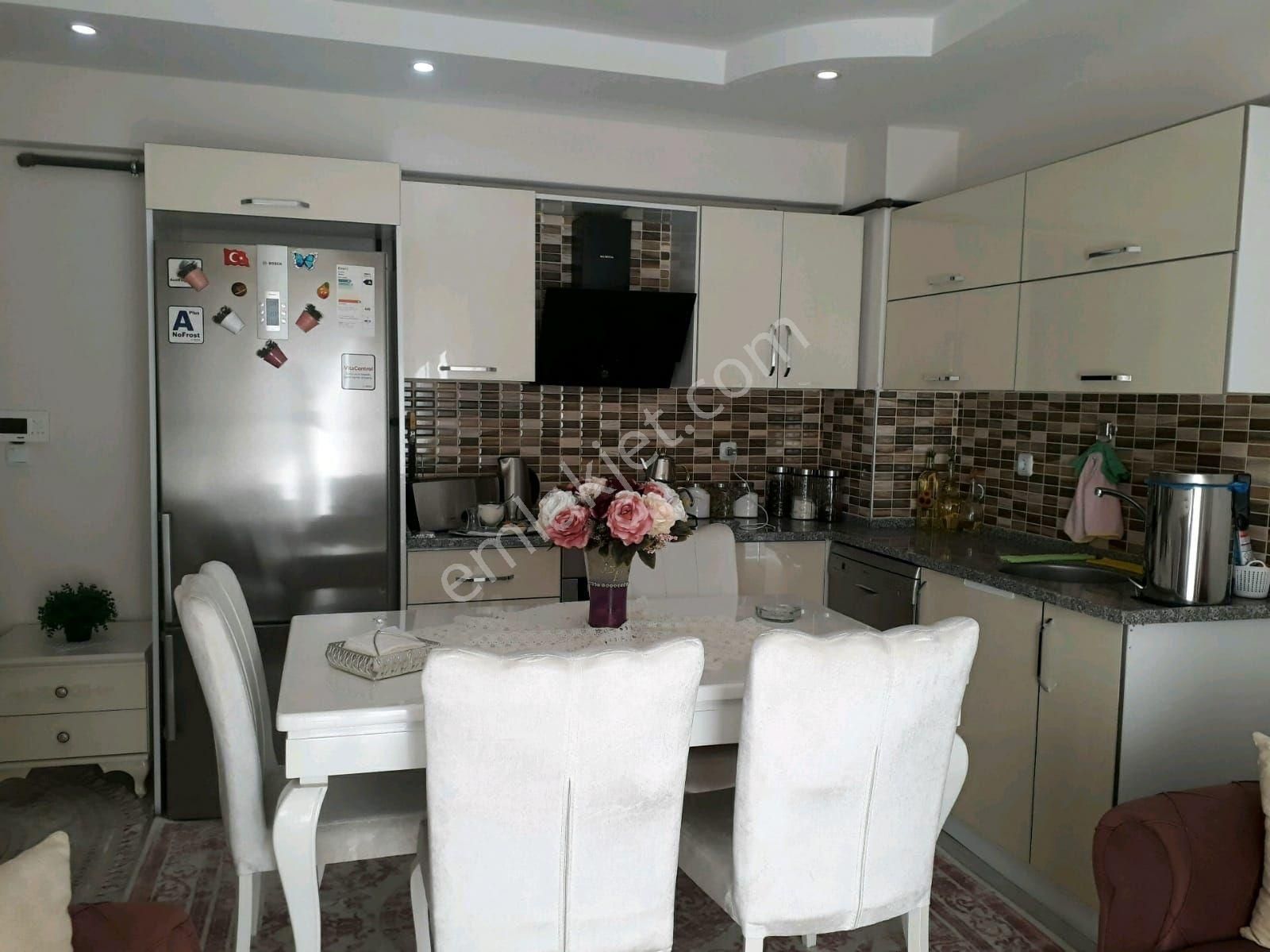Kiralik Yeşil Mah. 1+1 Klimalı 60 M2 Balkonlu Daire