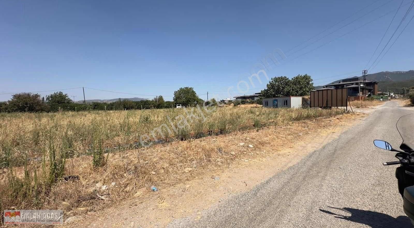 Kuşadası Davutlar'da Satılık Arsa
