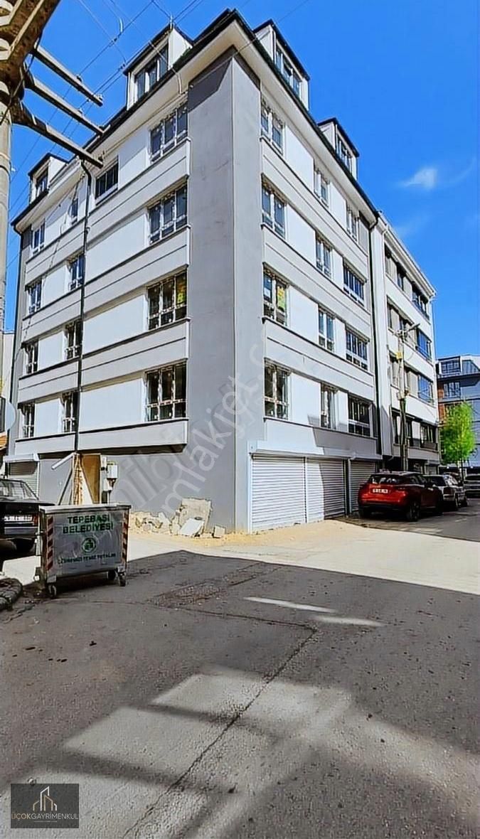Üçok Emlak'tan Işıklar Mah.3+1 Özel Garajlı Daire