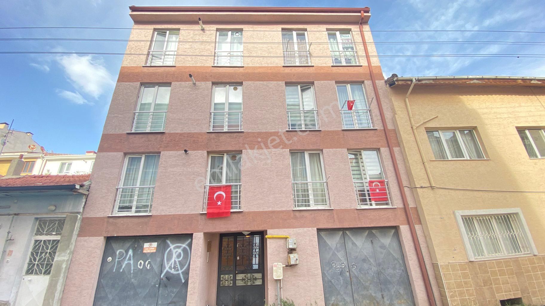 Pera'dan Şirintepe İletişim Kapısı Eşyalı Temiz Kiralık 1+1 Daire
