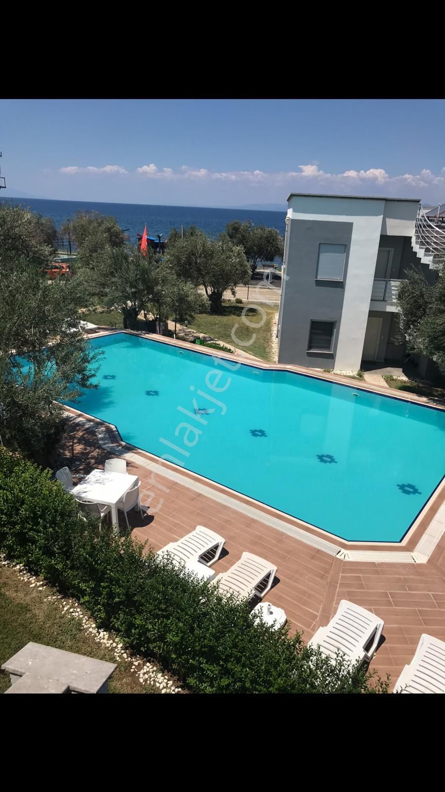 Pelitköy Bağlarburnu 2+1 Havuzlu Full Eşyalı Yazlık.