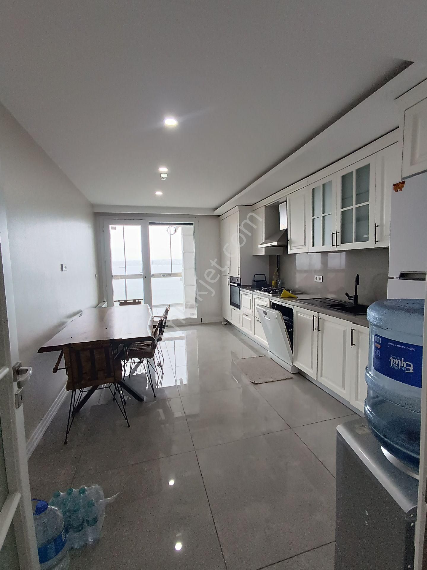 Panoramik Deniz Manzaralı Satılık 165 Metrekare 3+1 Lüks Daire Büyükçekmece'de - Görsel 27