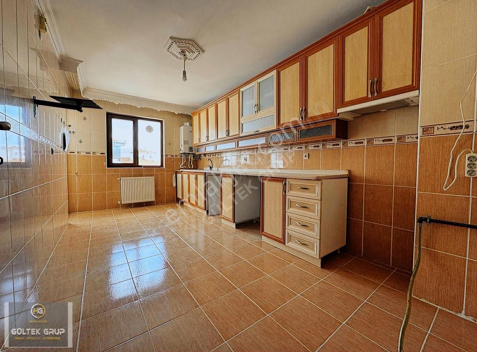 Gültek'ten Atapark Son Durakta Düzlükte Geniş M2 3+1 Daire!!