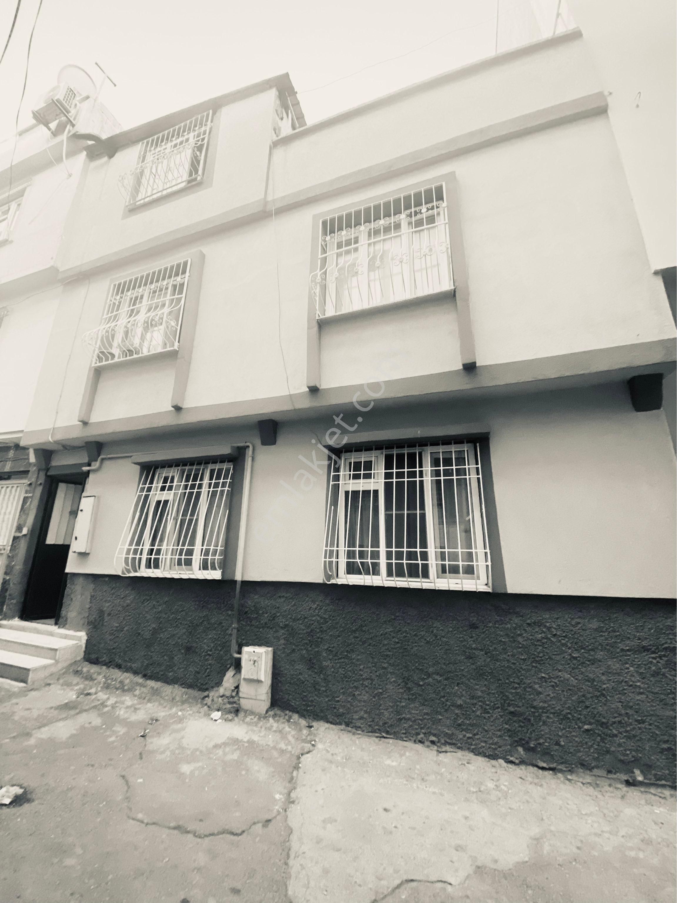 Güneş De 70m 2 Katlı,geniş 1+1 , Doğalgazlı