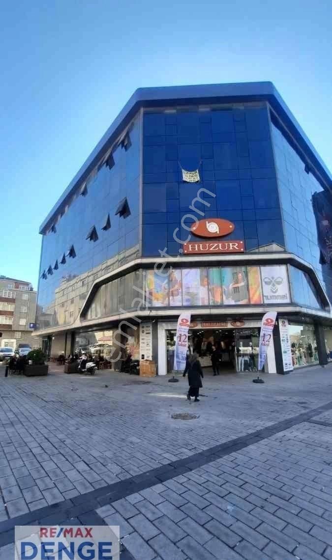 G.o.p Hükümet Konağı Karşısı Dubleks 1+1 Kiralık Ofis