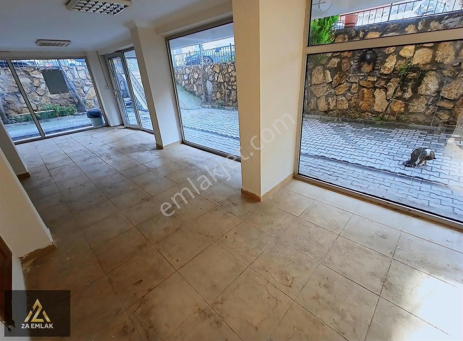 Karabük Şirinevler'de Kiralık Geniş Dükkan