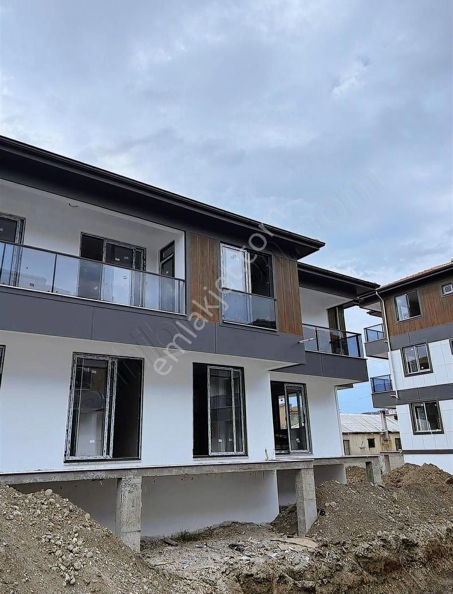Ortaca Merkezde Havuzlu Lüks 2+1 Satılık Daire
