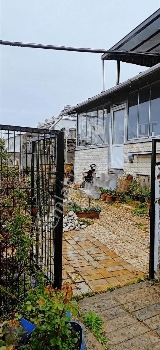 Mudanya Ayazma'da Deniz Manzaralı Müstakil Ev