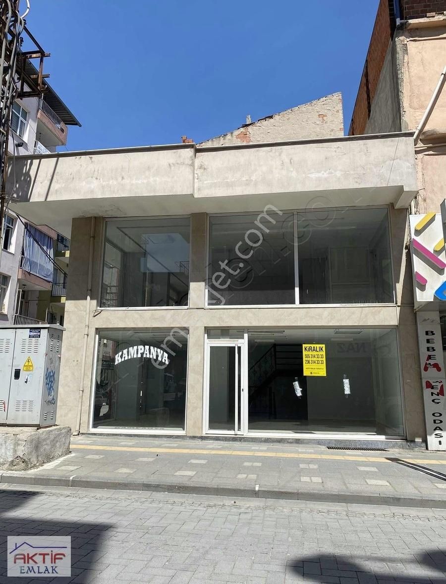 Aktif Emlak'tan Eski Manisa Yolunda Köşe Üç Katlı Kiralık Mağaza