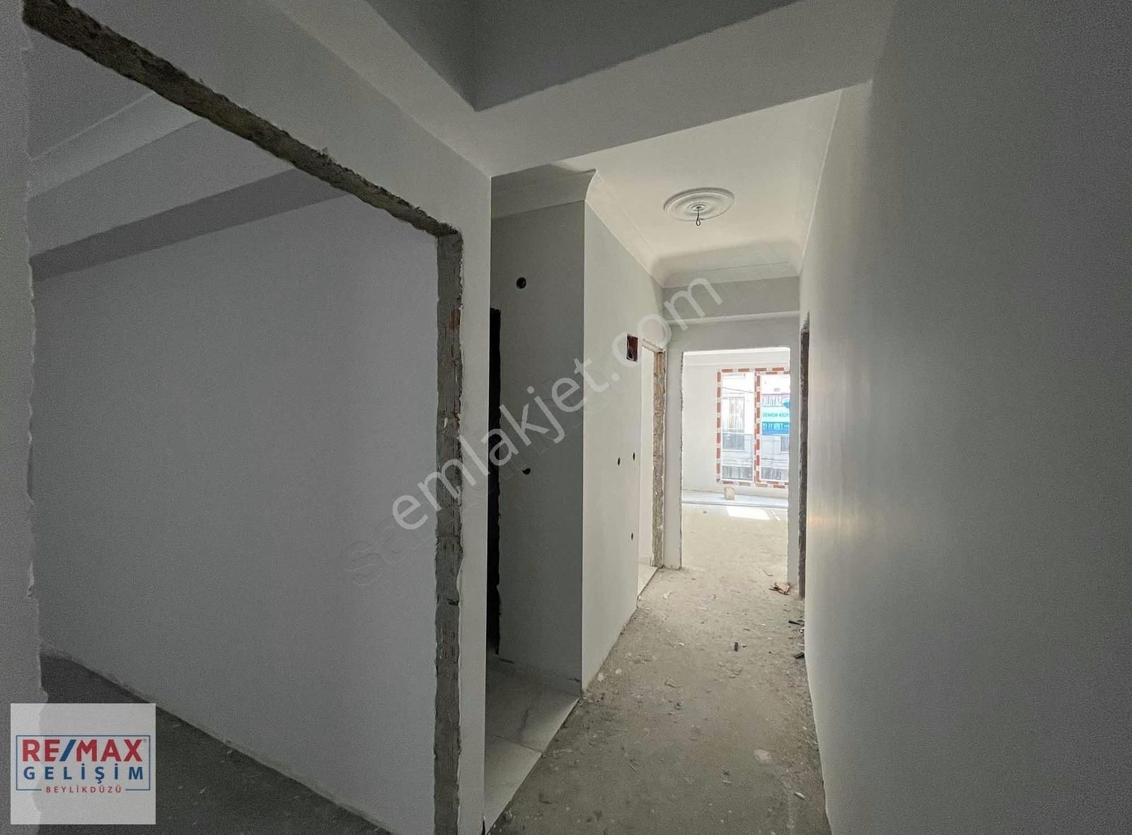 Remax Gelişim Talatpaşa Mah Satılık Arakat Lüks Sıfır Daireler