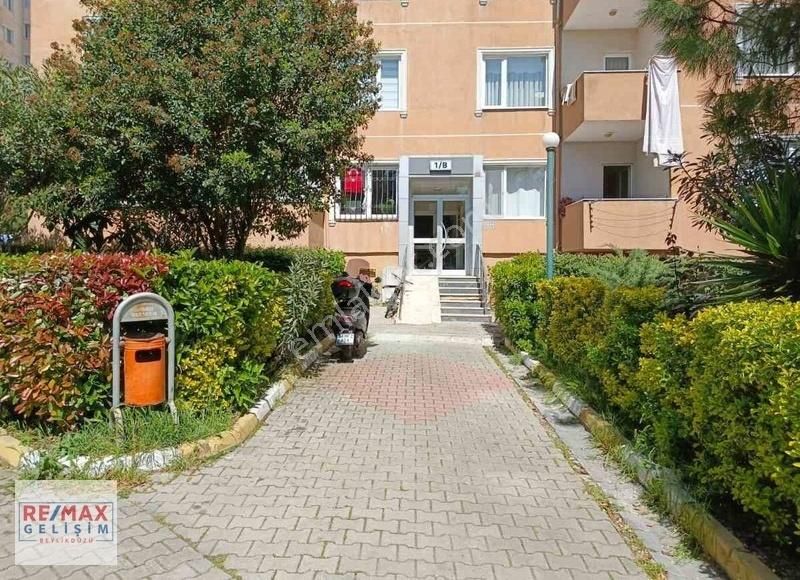 Velıttın Küçük Sıtesınde 2+1 Manzaralı Ferah Daire