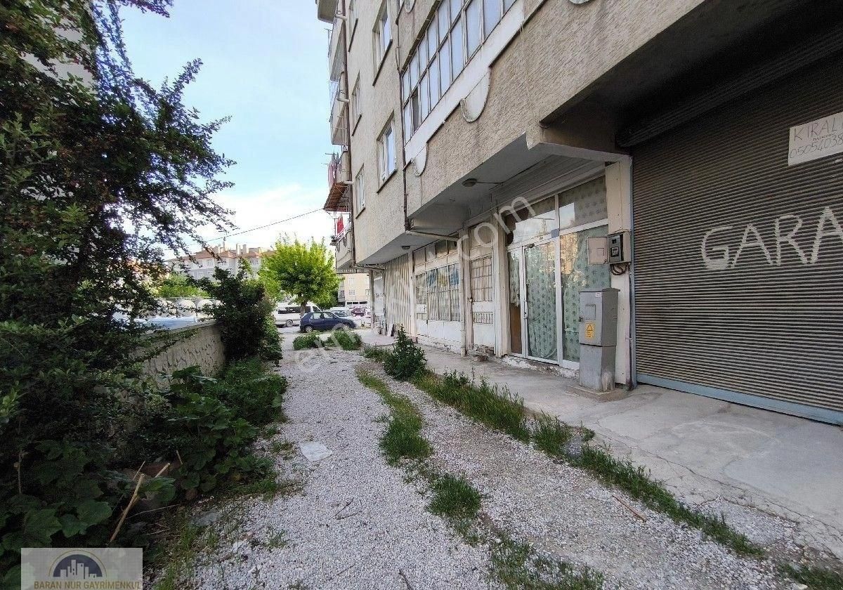Kent Plaza Yakınında Kiralık Dükkan