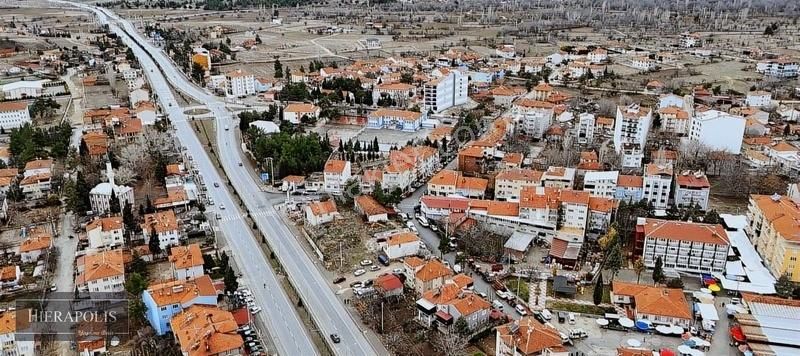 Hierapolis'den Satılık Afyon/dazkırı'da Sulak Verimli Tarlalar
