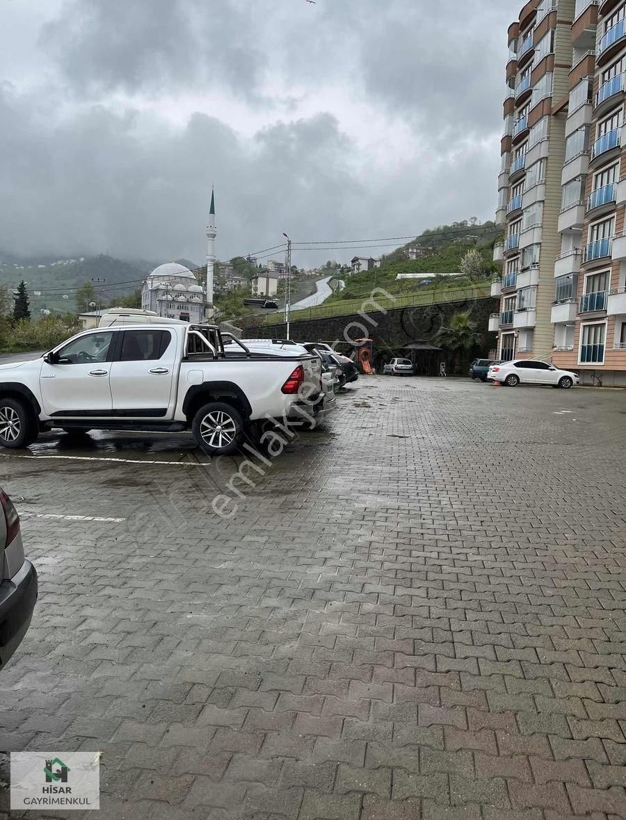 Hisar Gayrimenkul'den Karşıyaka'da Satılık 3+1 Daire !!!