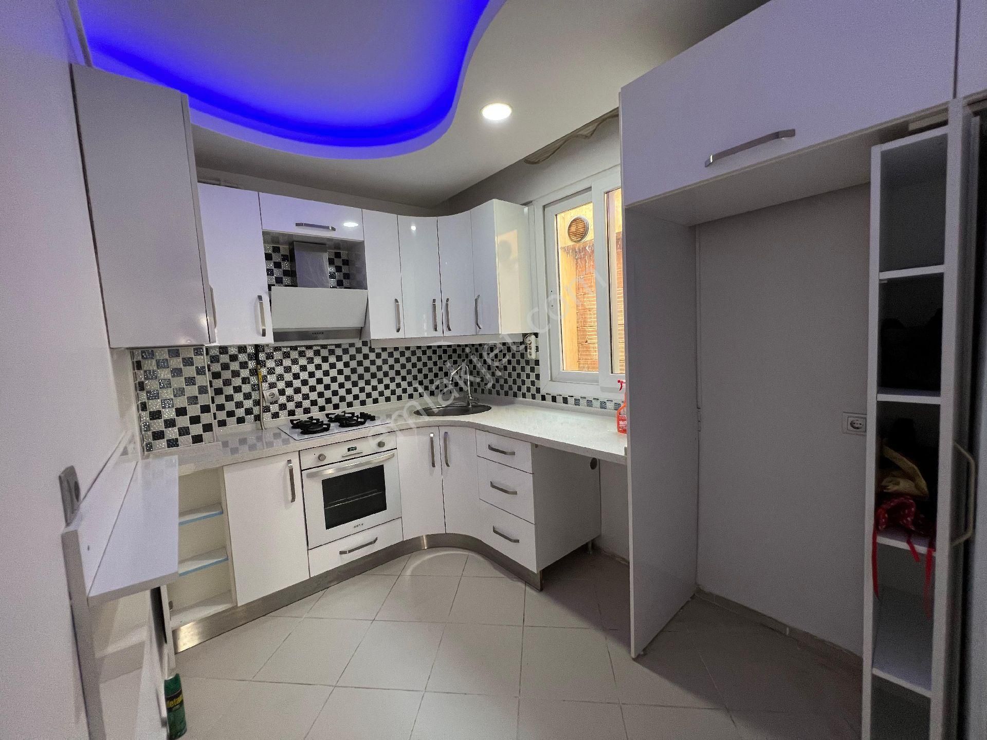 Metro Yakını Gönül Duragı Yanı 2+1 Arakat Daire