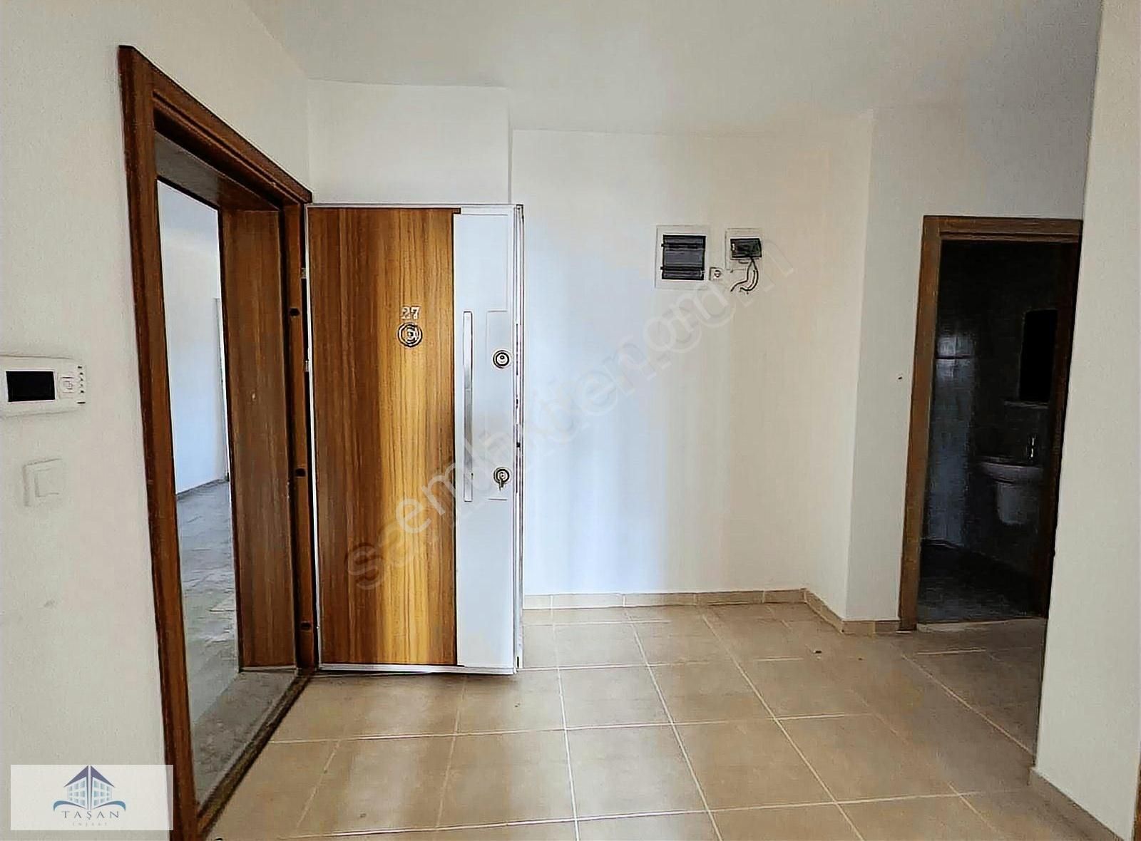 Taşan Gayrimenkul'den Çok Katlılarda 7.kat 3+1 Satılık Daire