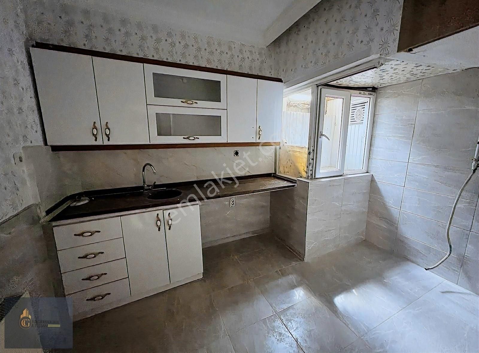 Cennet Gyo'dan Beyazlar'da Satlık 115m 2+1 Masrafsız 2.kat Daire