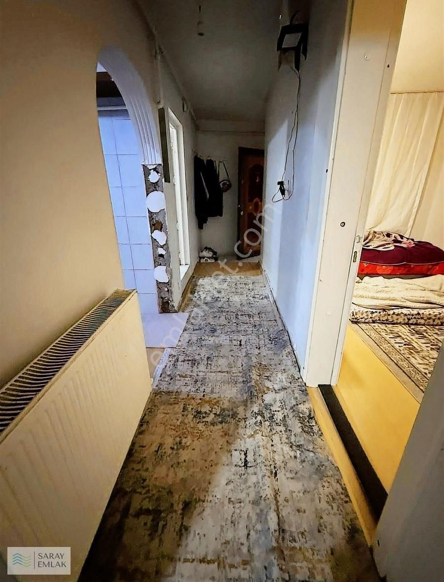 Saray Emlaktan Satılık 2 Odalı Kombili Daire