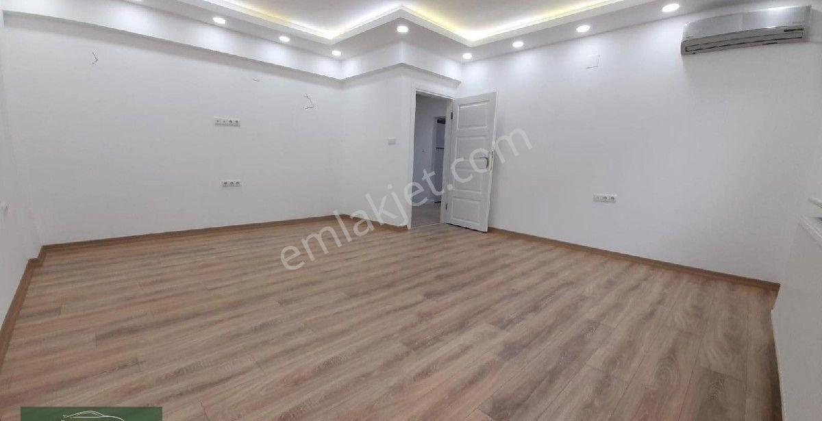 Altıparmakta Satılık 2+1 Daire