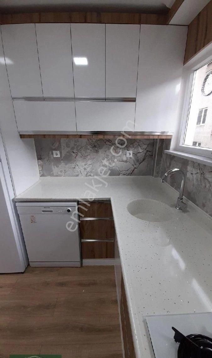 Altıparmakta Satılık 2.5+1 Daire - Görsel 7