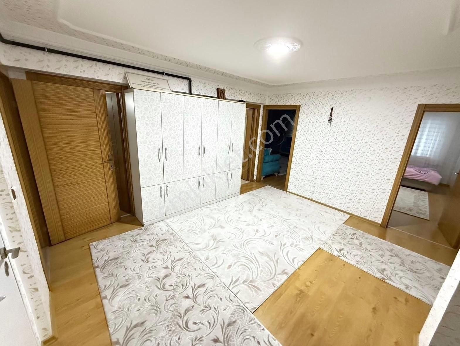 Derman'dan Karapürçek Mah. 140 M2 Kiler+ebeveyn