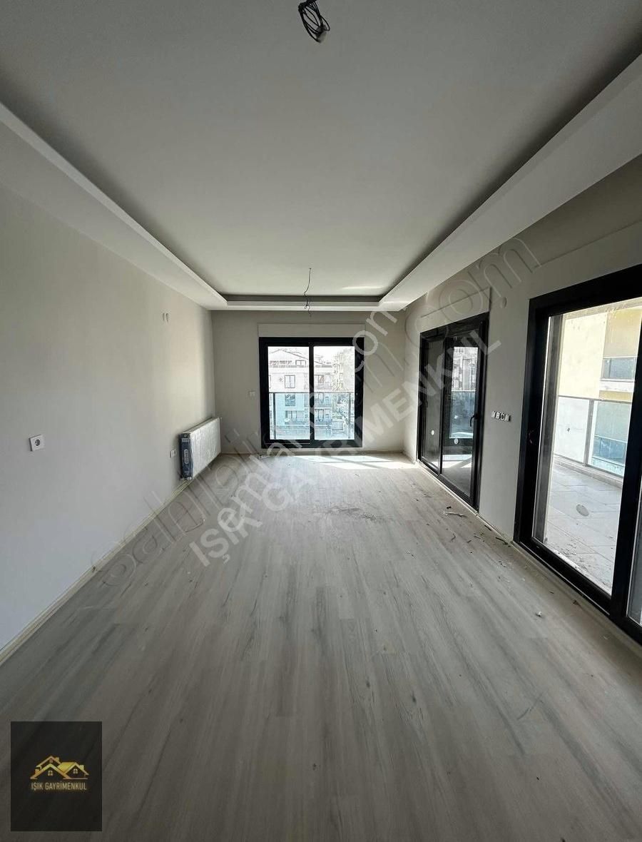Işık Gayrimenkul'den Satılık Adnan Mend. Mh. 0 3+1 Lux Daireler