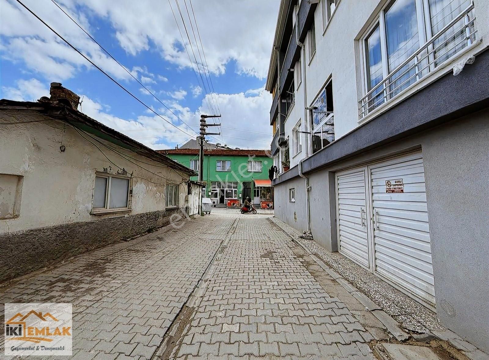 İki Emlak'tan Esentepe Mah Kiralık 1+1 Tei Yakını