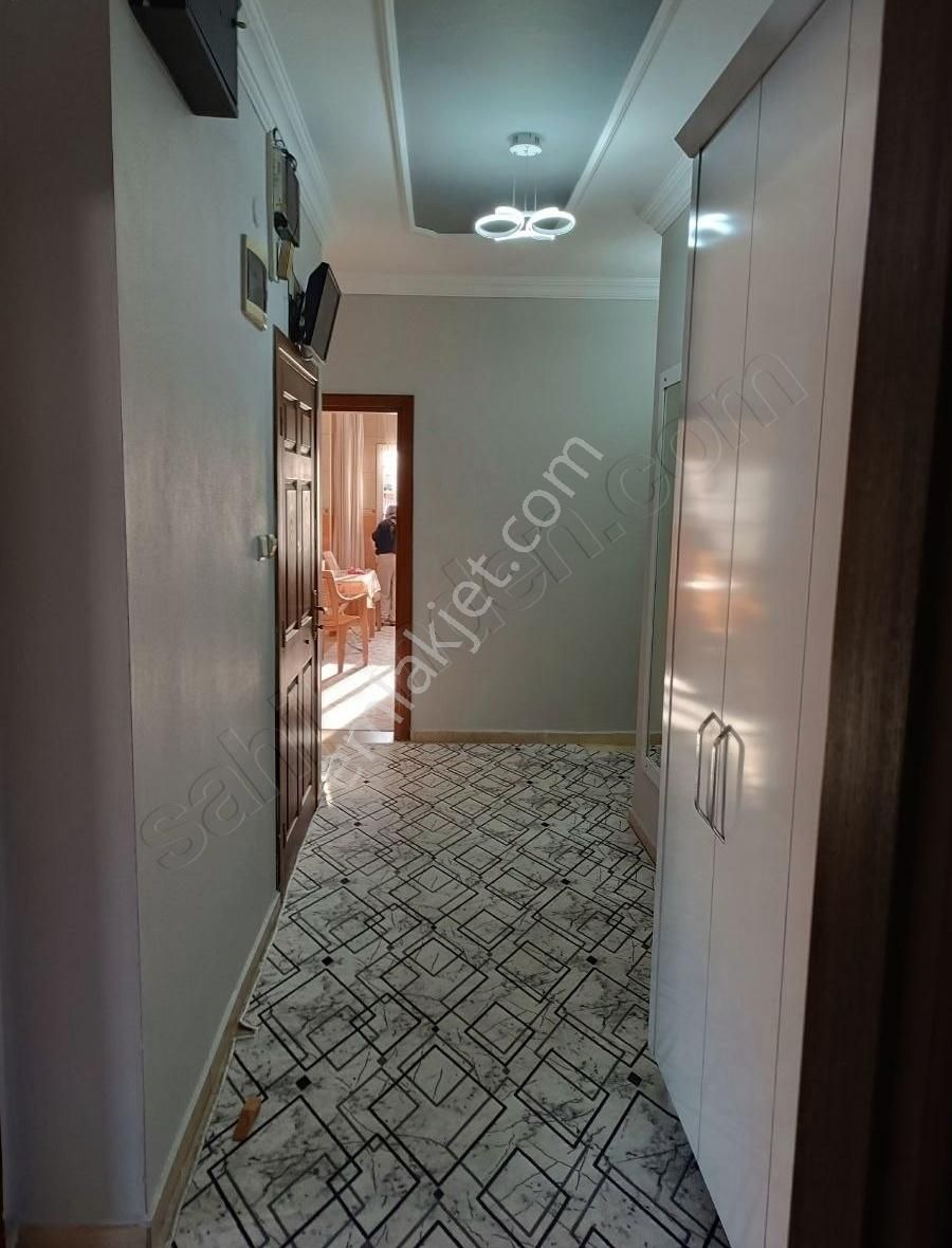 Genç Emlak'tan Siteler Mah. Satılık 3 Katlı Bina - Görsel 12