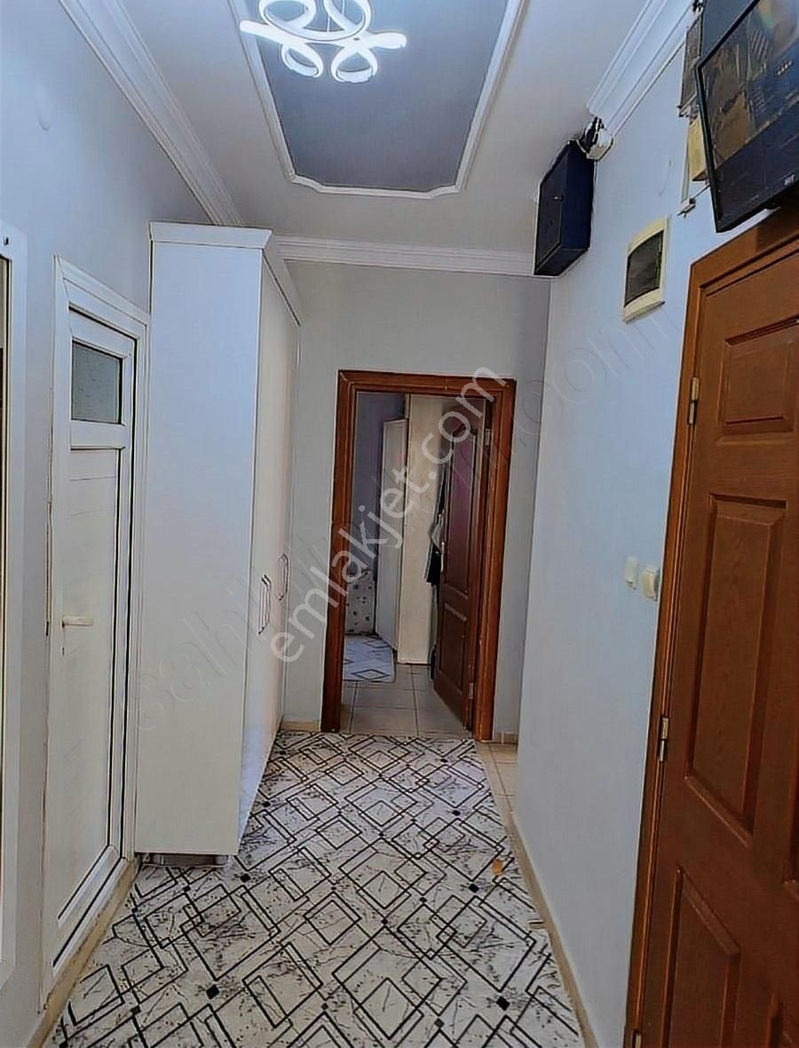 Genç Emlak'tan Siteler Mah. Satılık 3 Katlı Bina - Görsel 10