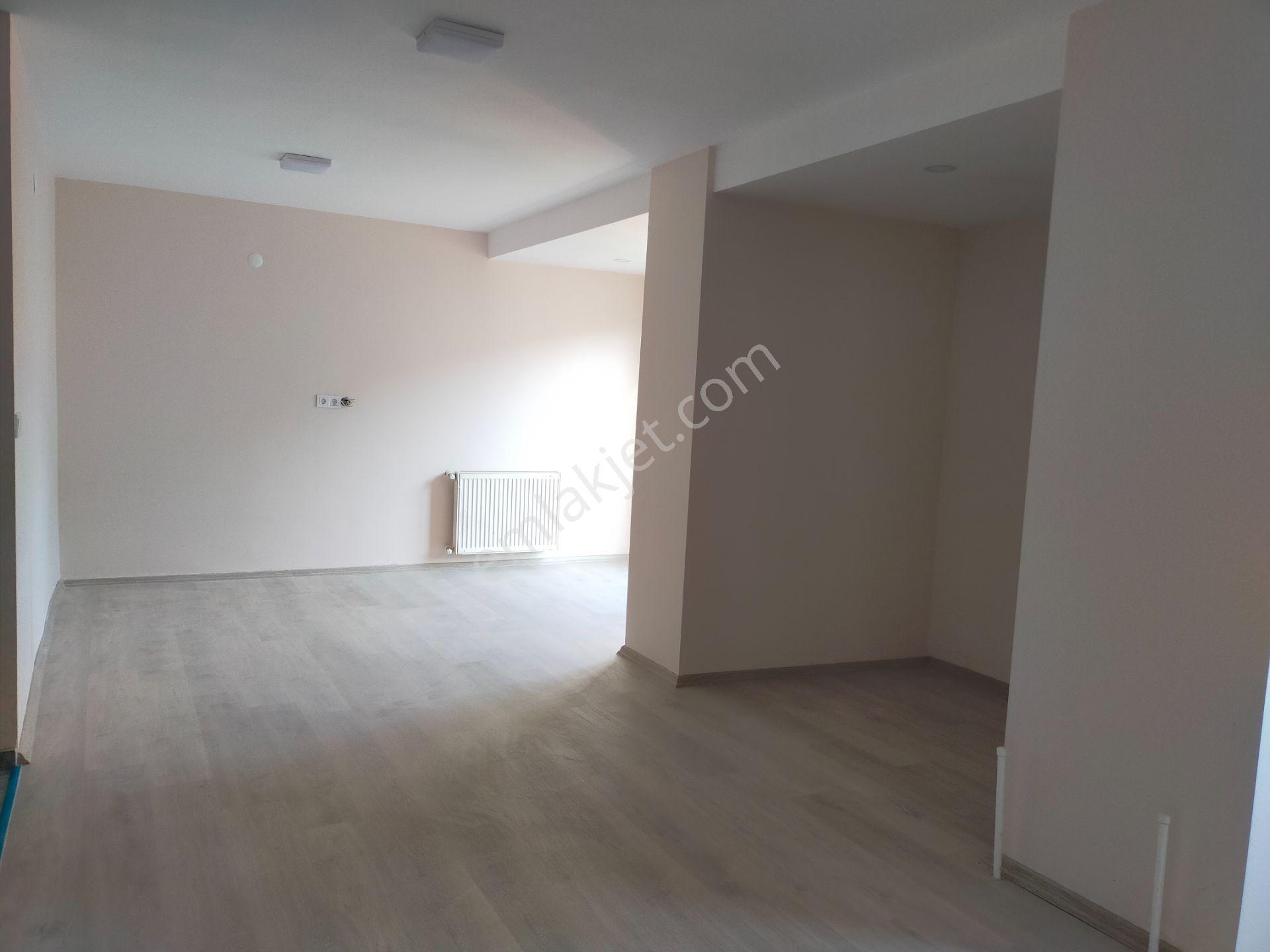 Kw Murat Taştan'dan , Yenilenmiş Satılık 4 Katlı Villa - Görsel 6