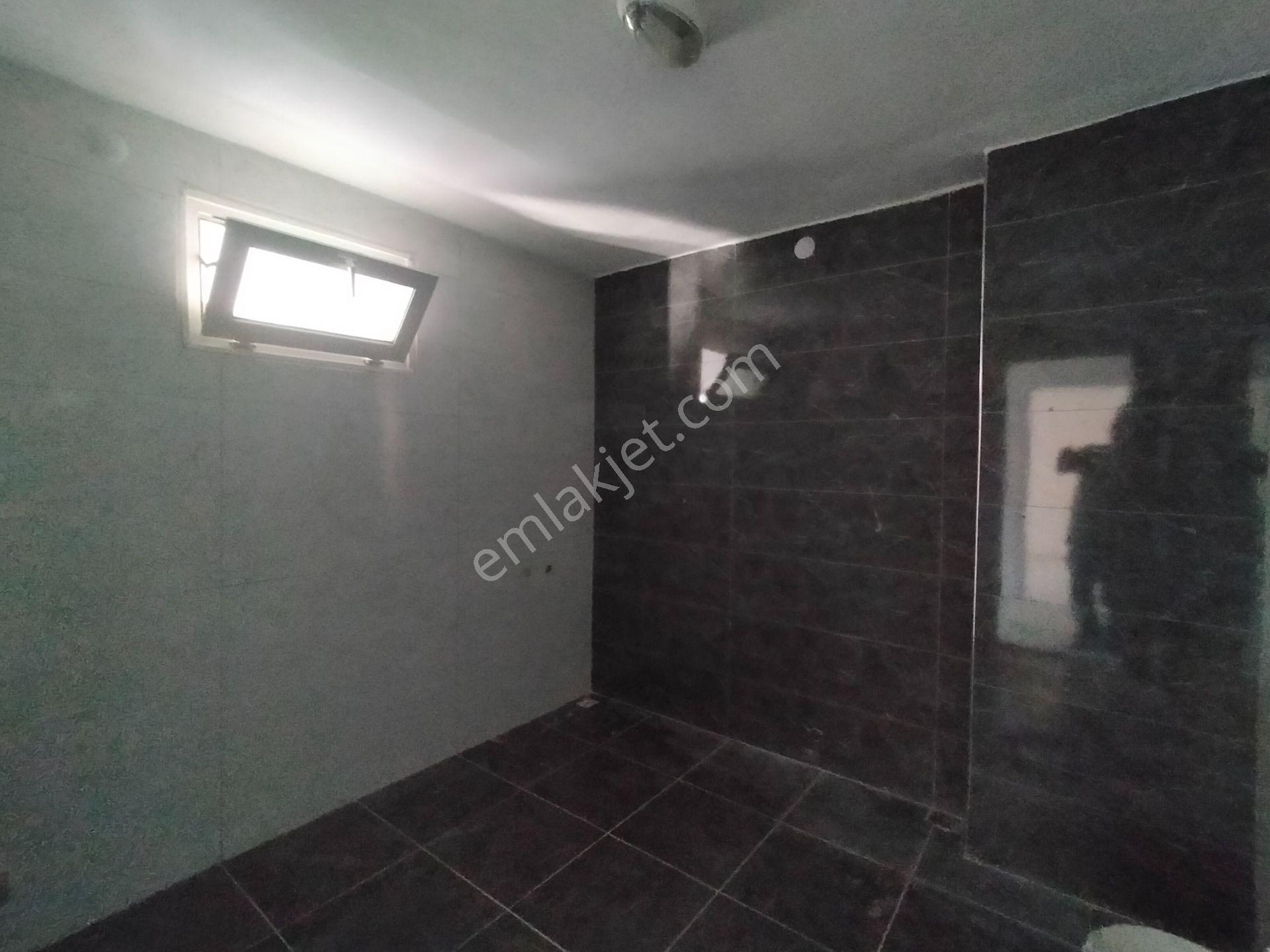 Kw Murat Taştan'dan , Yenilenmiş Satılık 4 Katlı Villa - Görsel 13