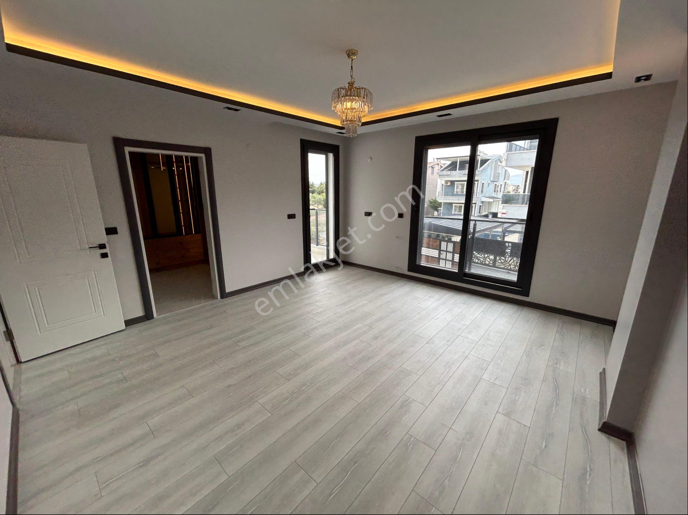 Didimde Sahile Yakın 5+1 Müstakil Villa - Görsel 29