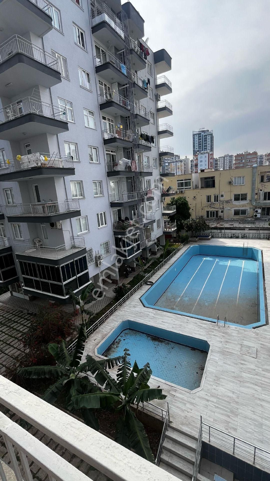 Eşyalı Kiralık 3+1 Klimalı Site İçerisinde Yüzme Havuzlu Daire