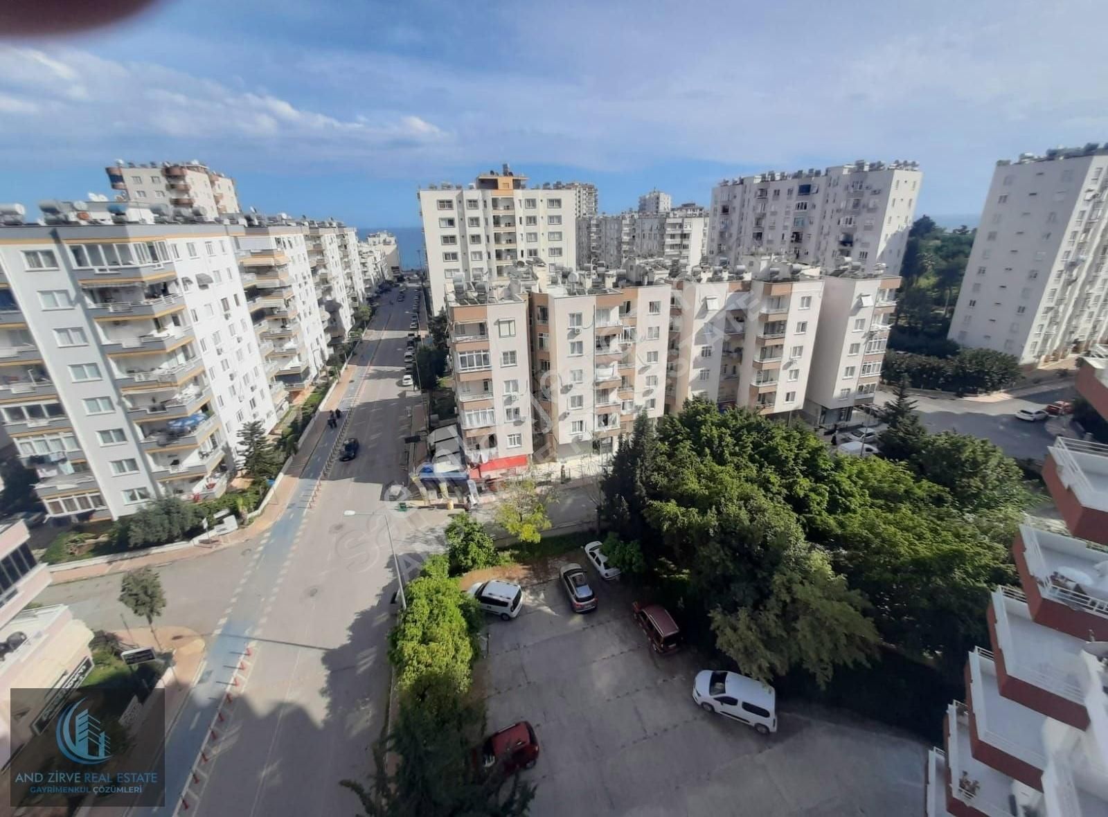 Deniz Manzaralı Bağımsız Mutfak Geniş 3+1 Plaja Çok Yakın