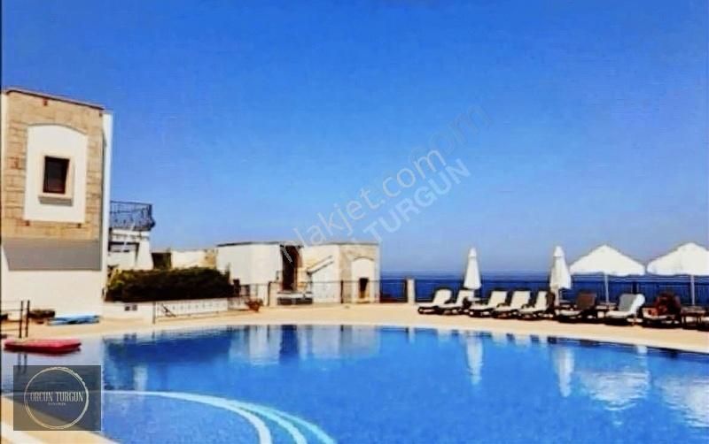 Bodrum Gümüşlük Yalıkavak Geniş Bahçeli Havuz Projeli Köşe Villa - Görsel 21