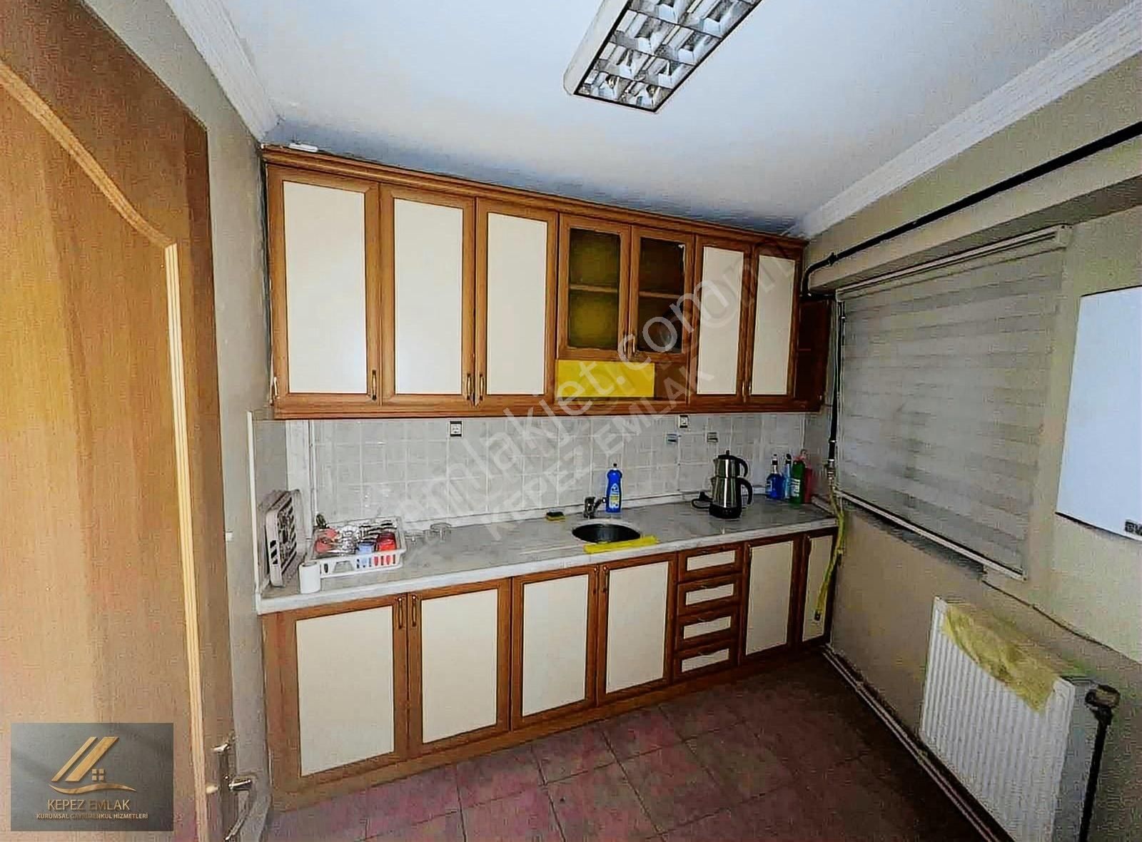 Kepez Emlak'tan Ereğli Ticaret Merkezinde Satılık 1+1 Ofis