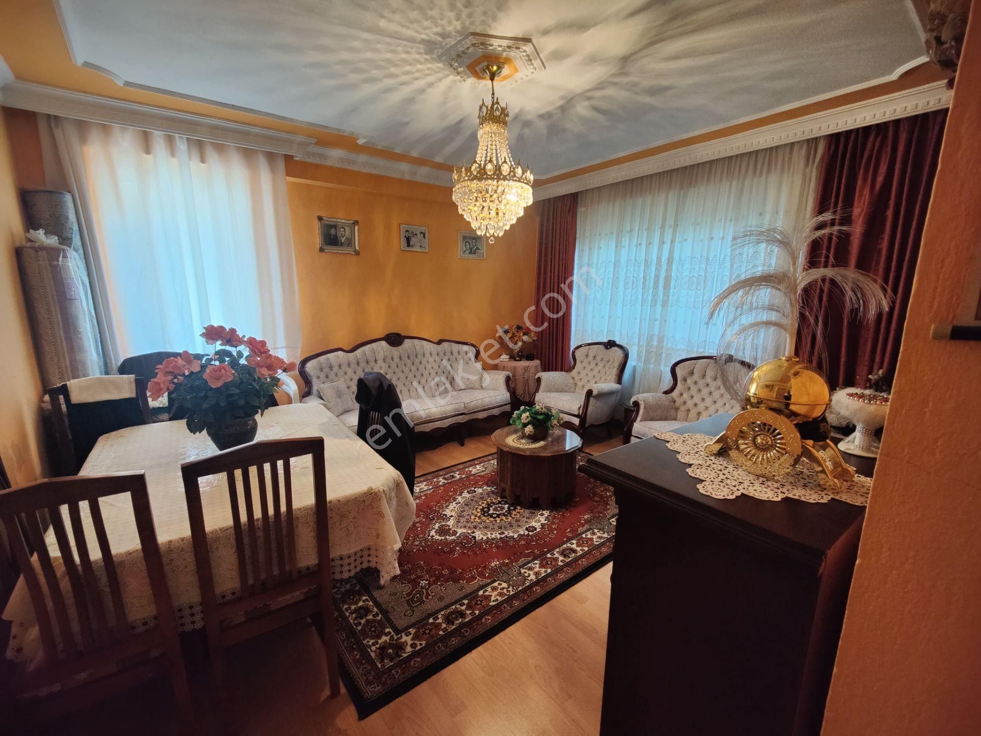 Çiğli Aydınlıkevlerde Diş Hastanesi Yakını Kelepir Müstakil 5+1 - Görsel 3