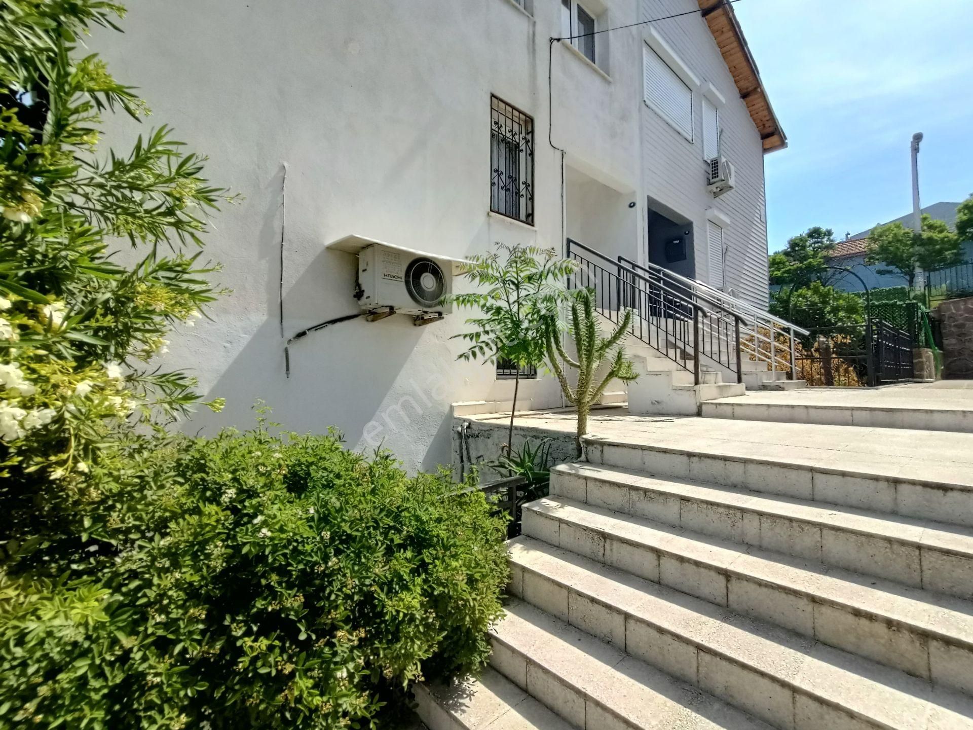 Çiğli Aydınlıkevlerde Diş Hastanesi Yakını Kelepir Müstakil 5+1 - Görsel 23