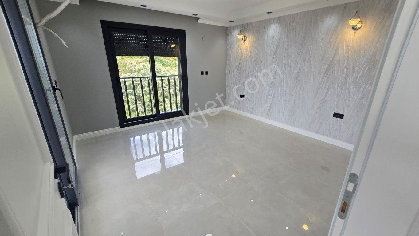 Didim Mavişehir’de Eşsiz Konumda Lüks Villa Köşe Parsel, Havuzlu, Deniz Manzaralı - Görsel 15