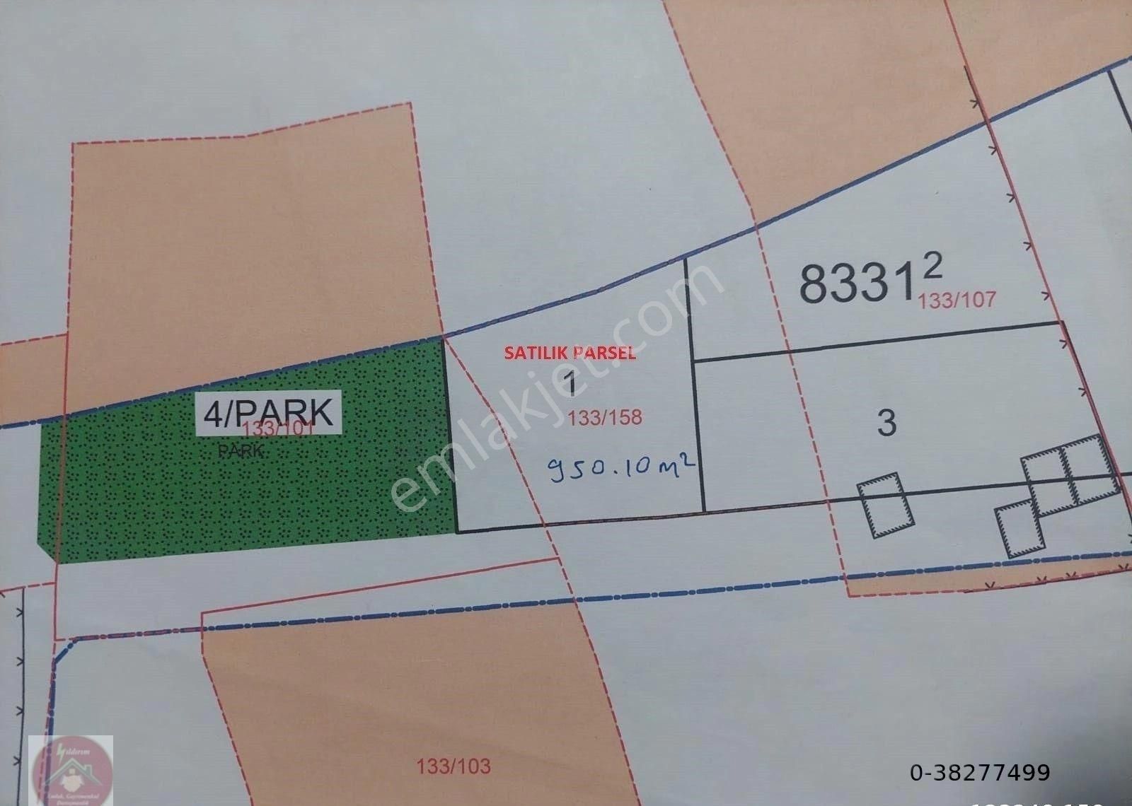Akmeşede 950m2 %40 İmarı Mevcut Konut Alanında Arsa