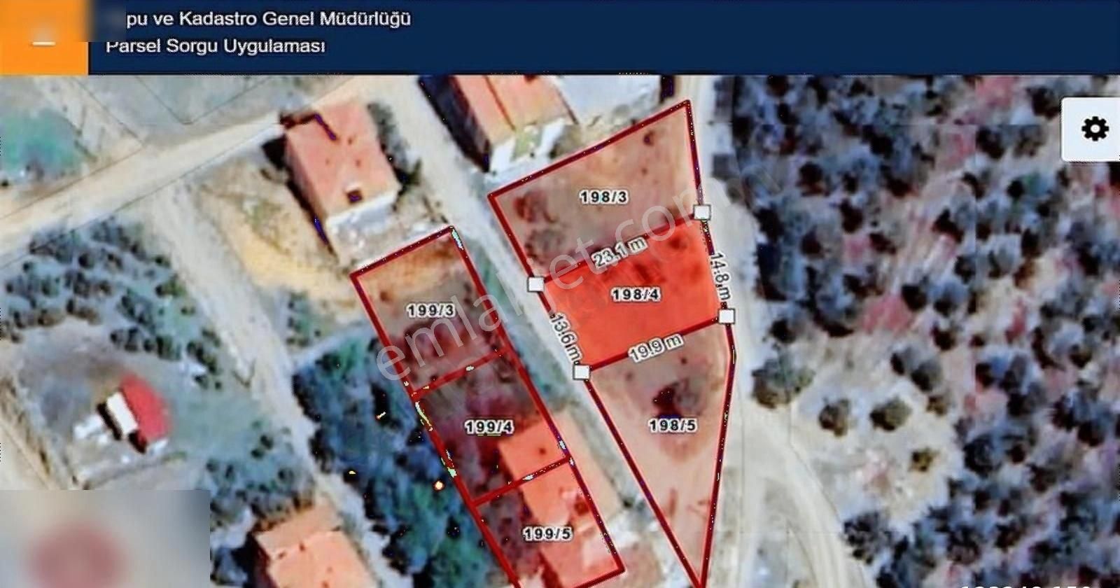 Yeni Yerde Mükemmel Manzaralı 296m2 İmarlı Arsa