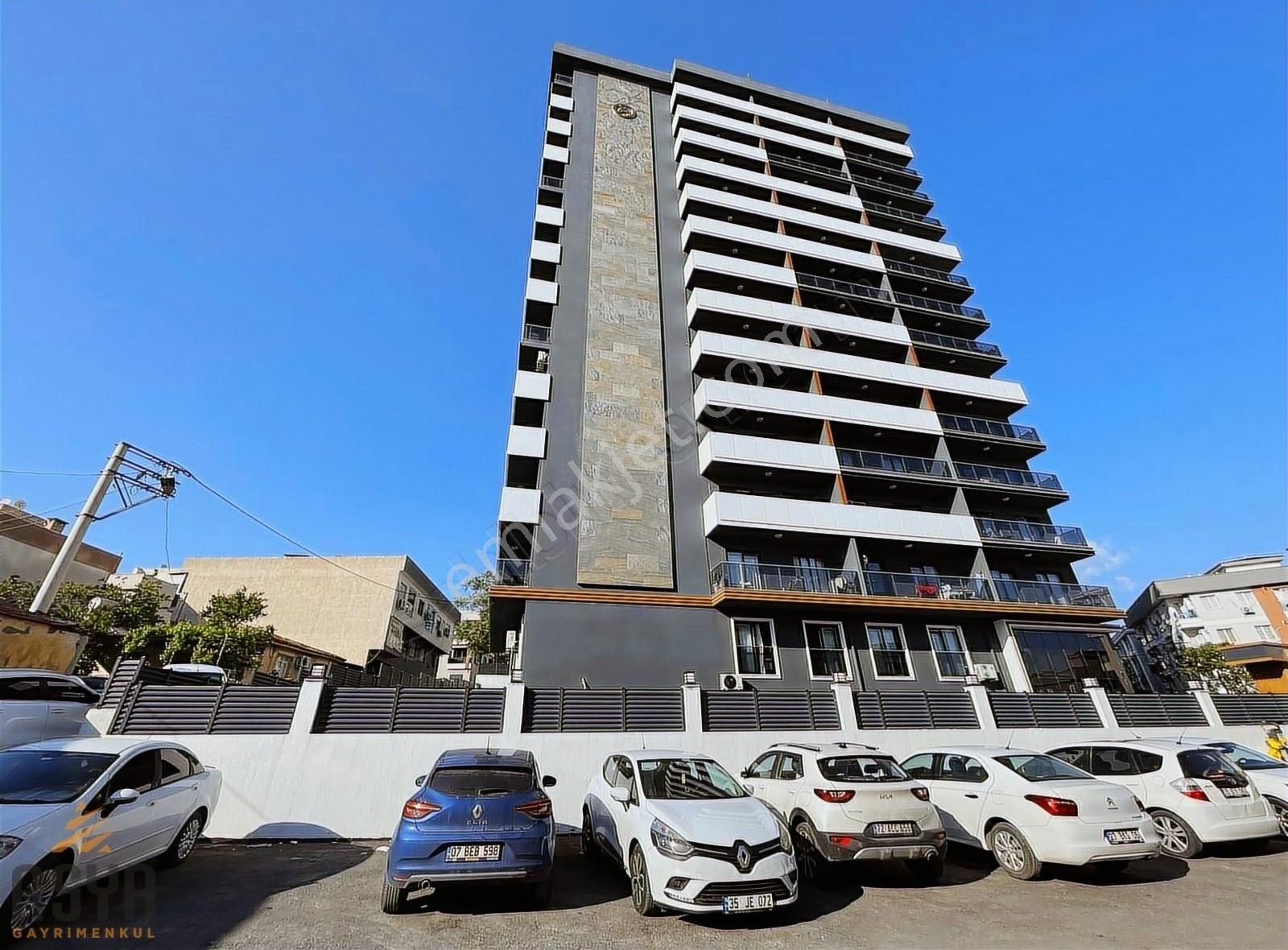 Site İçerisinde /açık Havuzlu-d.gazlı-arakat-full Eşyalı 1+1 ***