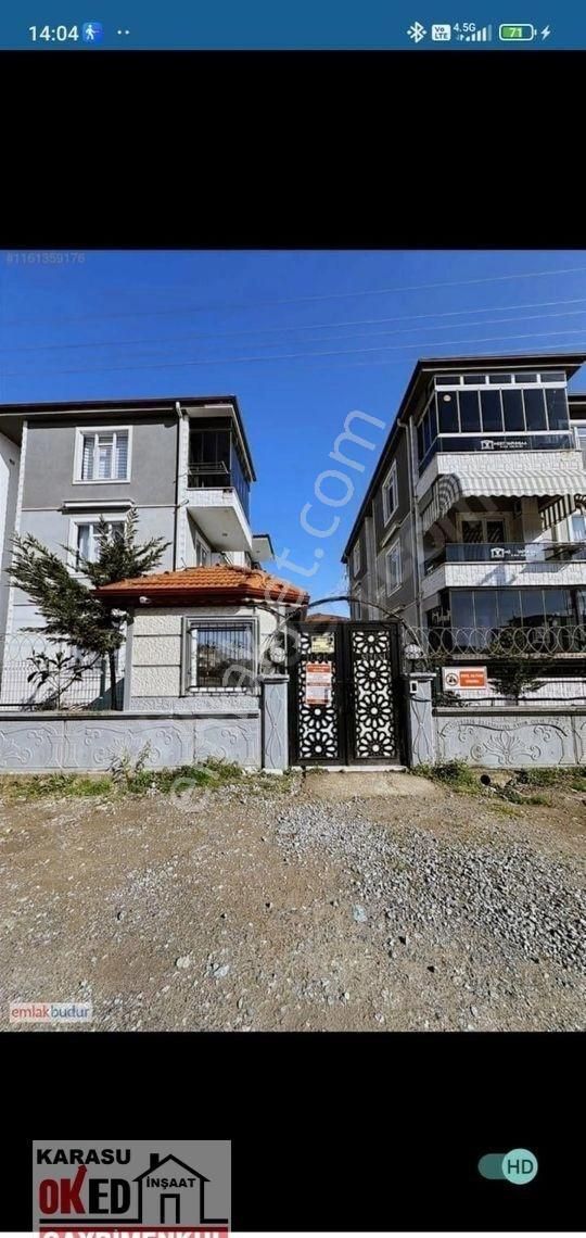 Karasuda Havuzlu Site İçerisinde 3+1 Satılık Daire