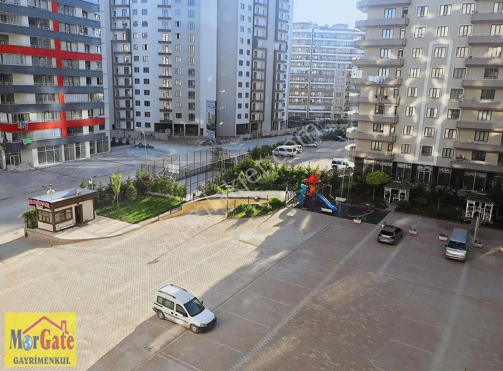 Şefikcan Cd Park Manzaralı Kiralık 4+1 Kapalı Otoparklı Daire
