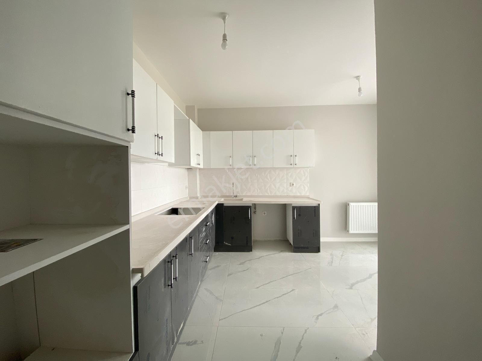Mimsin'de 4+1 Sıfır Meskenli Lüx Daire