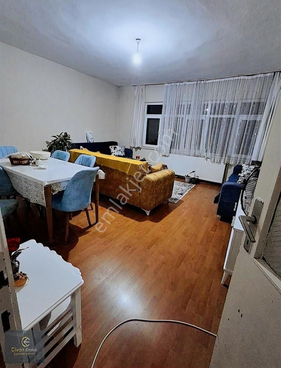 Belediye Yakınında, Merkezi Yerde, Boş 2+1 Daire