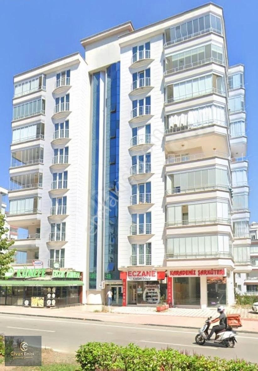 Civan Emlaktan Kiralık Mimar Sinanda Eşyalı Lüks 3+1 Daire
